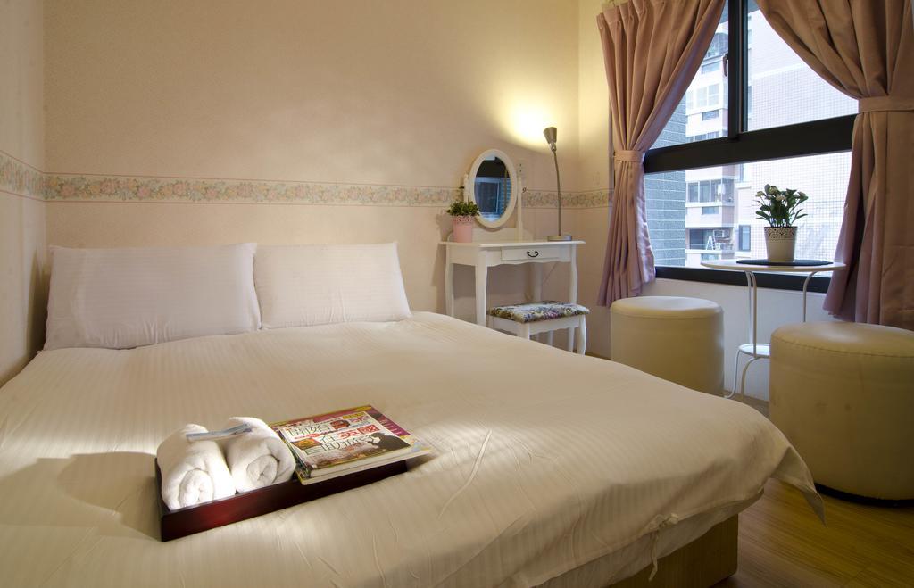 Star Hostel Taichung Exterior photo