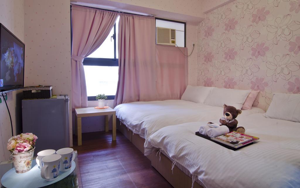 Star Hostel Taichung Exterior photo